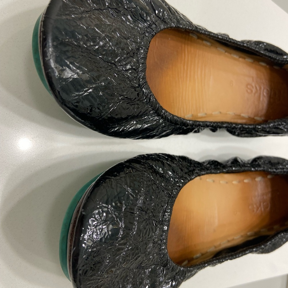 Obsidian (Black) Tieks - Sz 9 VGUC